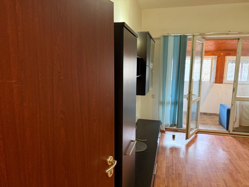 Drumul Taberei, Valea Oltului, apartament 2 camere, loc parcare inclus.