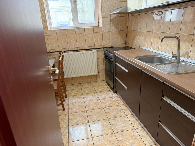 Drumul Taberei, Valea Oltului, apartament 2 camere, loc parcare inclus.